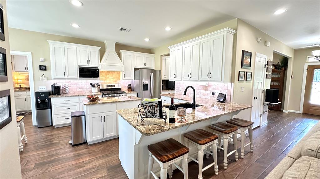 9565 N Bryan Road Property Photo 14