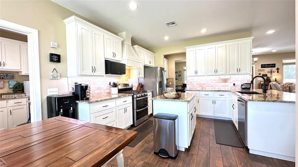 9565 N Bryan Road Property Photo 16