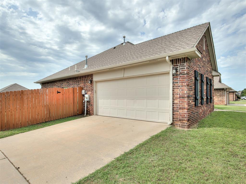 20764 Frontier Place Property Photo 5