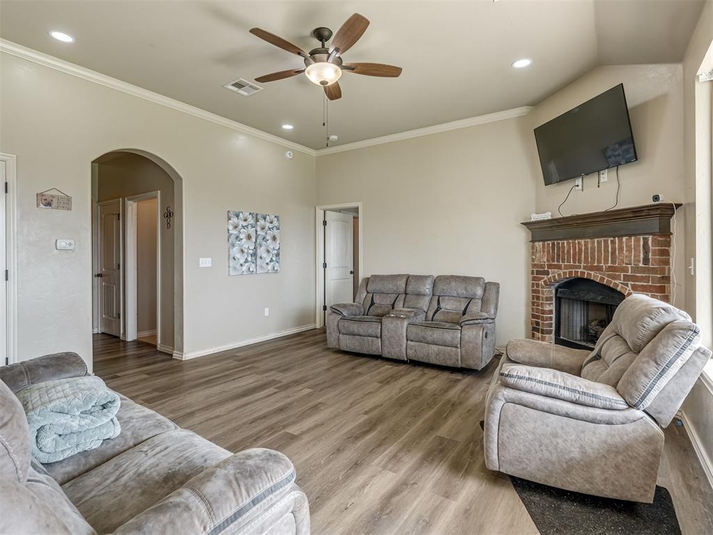 20764 Frontier Place Property Photo 17