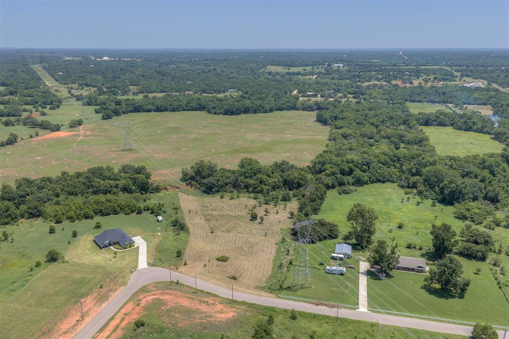 16100 Bohon Way Property Photo 3