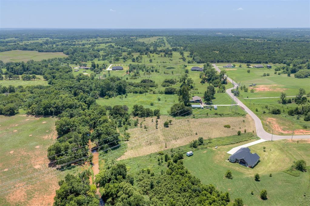 16100 Bohon Way Property Photo 7