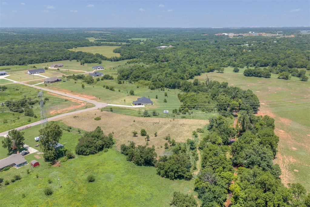 16100 Bohon Way Property Photo 8