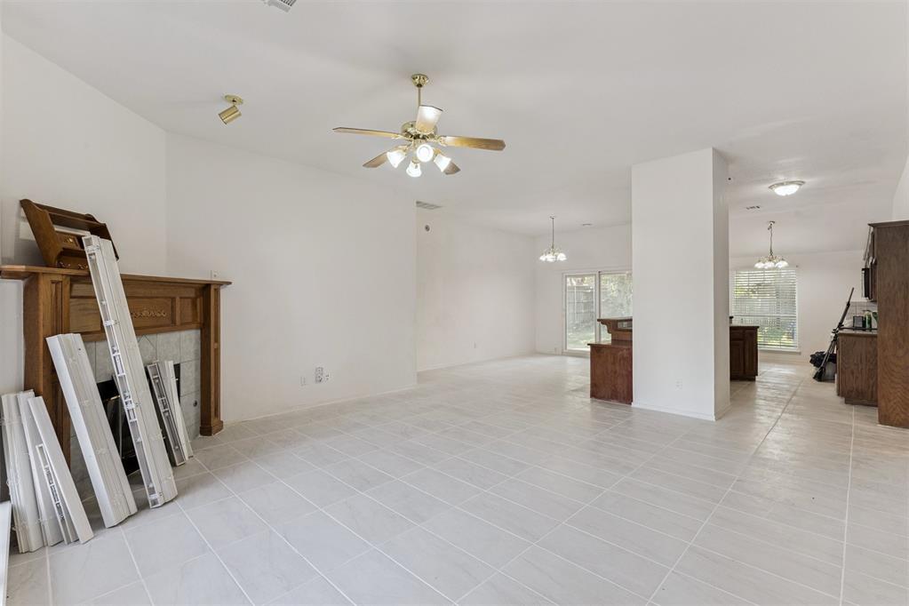 1833 Parkridge Drive Property Photo 6