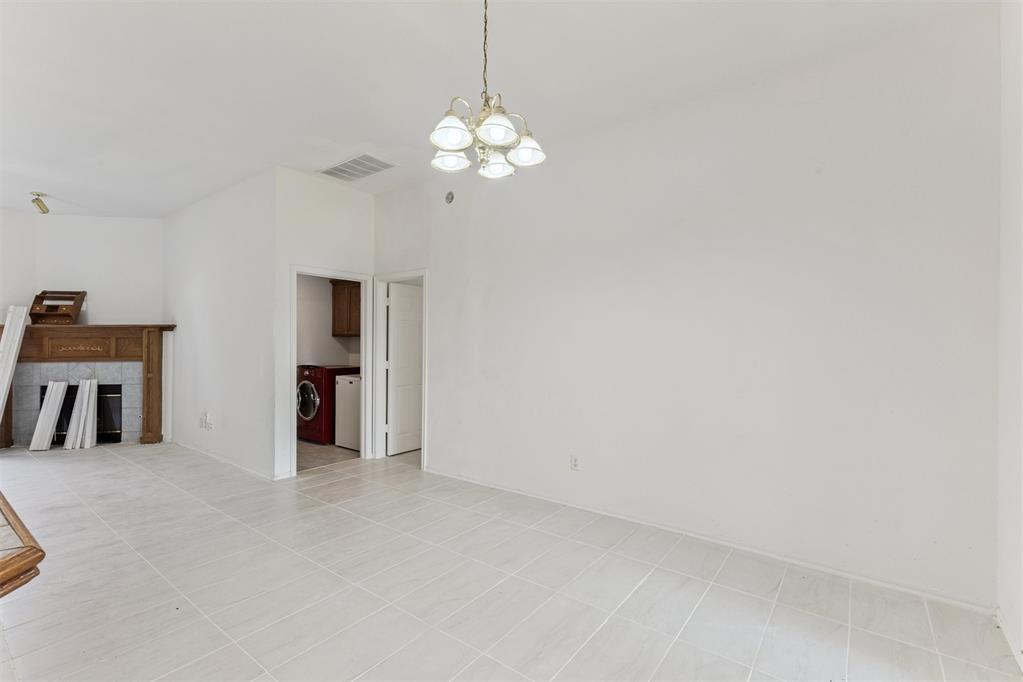 1833 Parkridge Drive Property Photo 14