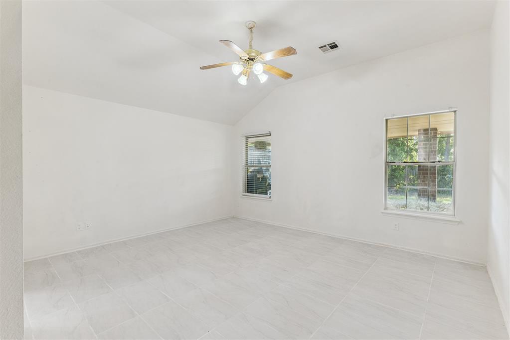 1833 Parkridge Drive Property Photo 16