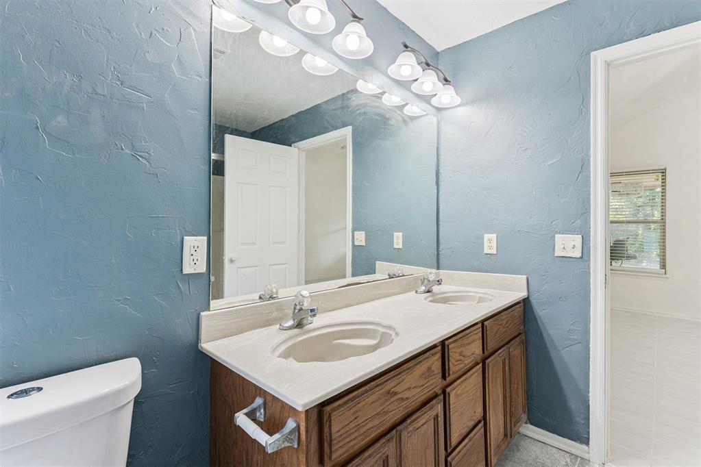 1833 Parkridge Drive Property Photo 18