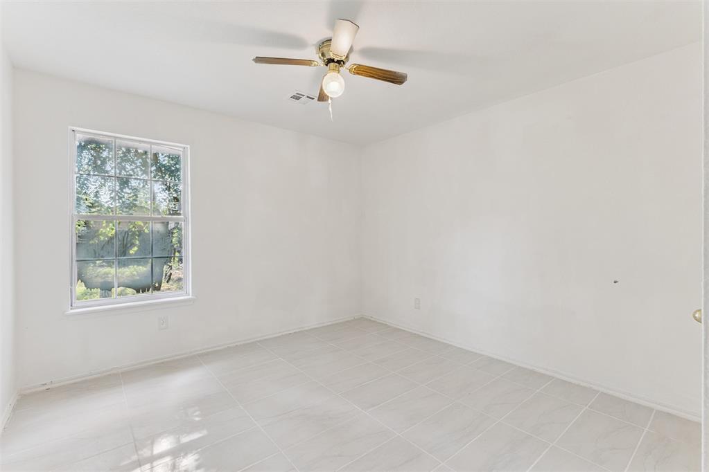 1833 Parkridge Drive Property Photo 24