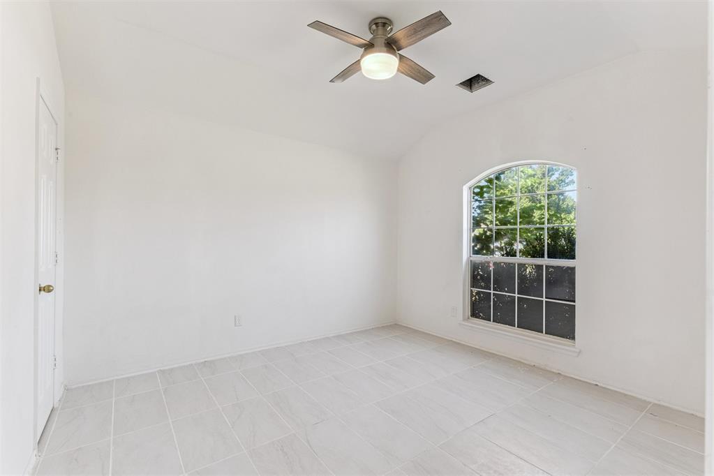 1833 Parkridge Drive Property Photo 27