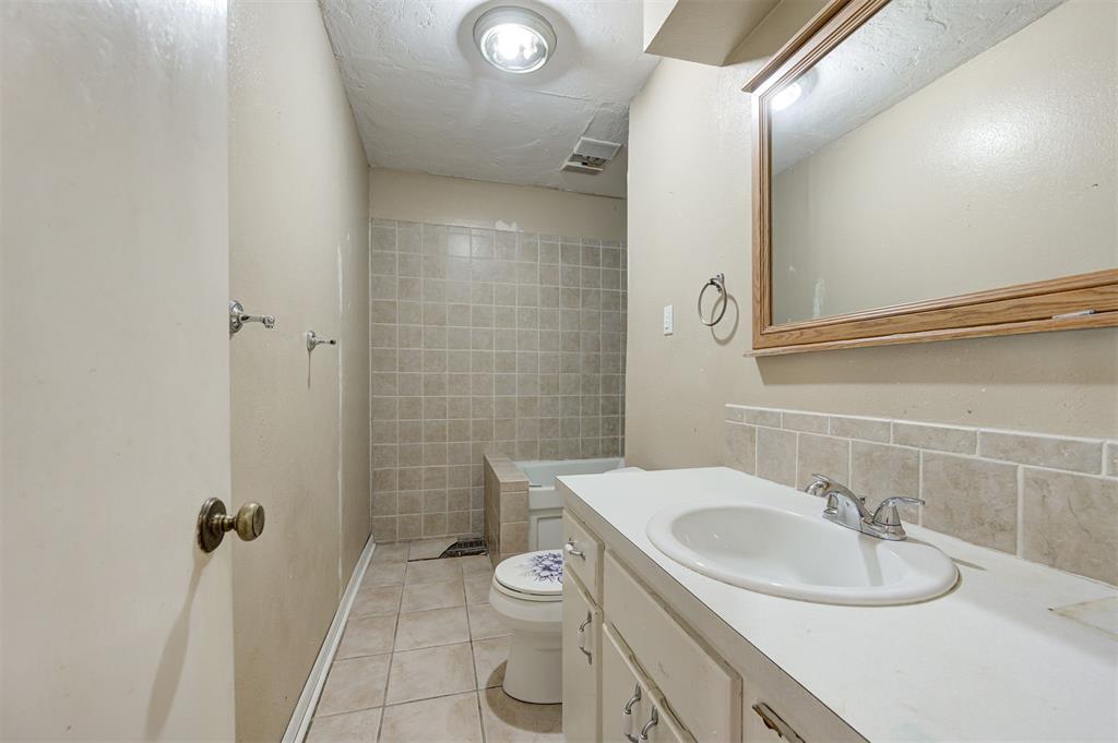 1519 Charles Street Property Photo 27