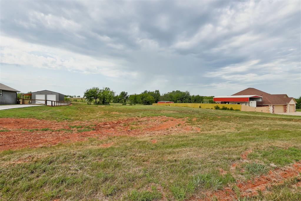 2303 County Road 1332 Property Photo 10