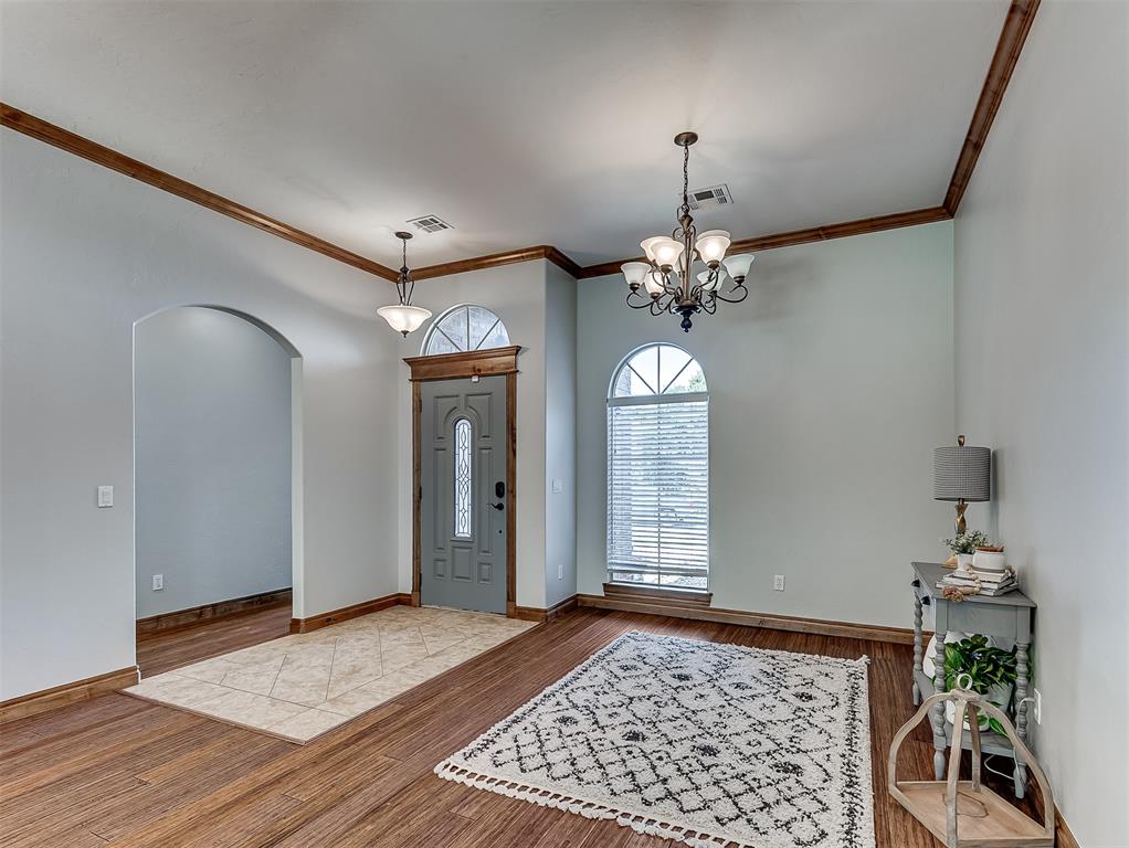 13150 Red Oak Drive Property Photo 11