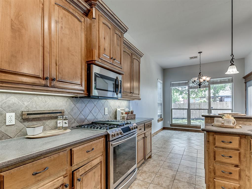 13150 Red Oak Drive Property Photo 17