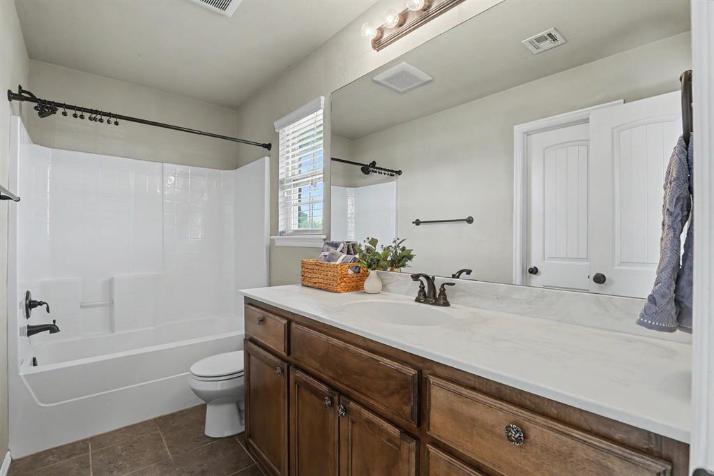 908 Denmark Street Property Photo 17