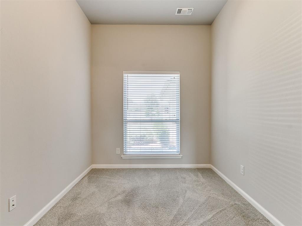 516 Talon Drive Property Photo 10