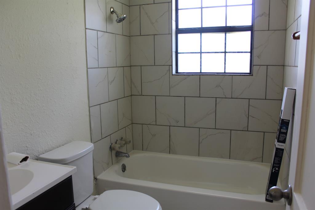 764 E Rose Drive Property Photo 12