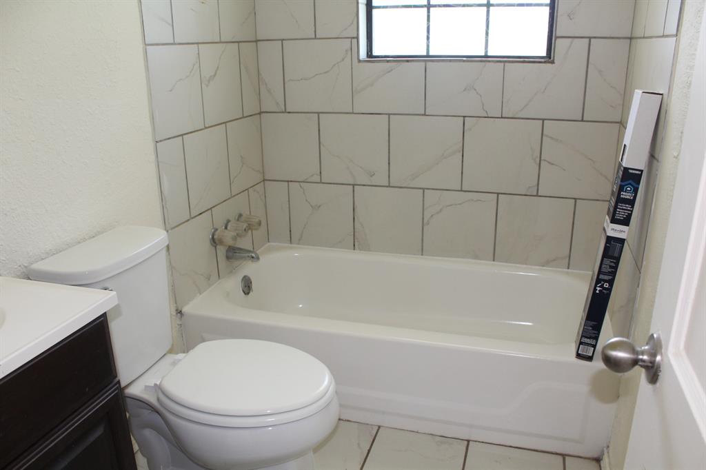 764 E Rose Drive Property Photo 13