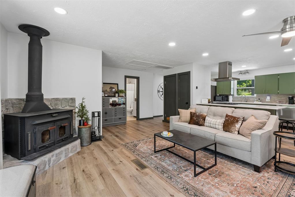 419027 E 1145 Road Property Photo 1