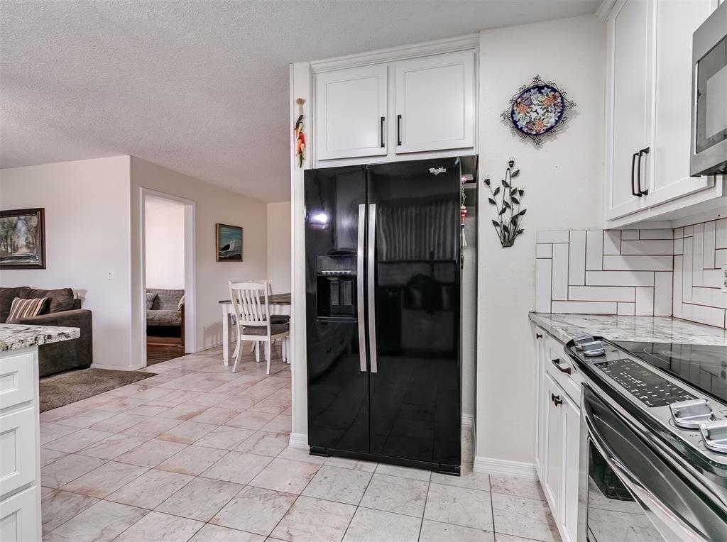 10134 Southridge Drive Property Photo 9