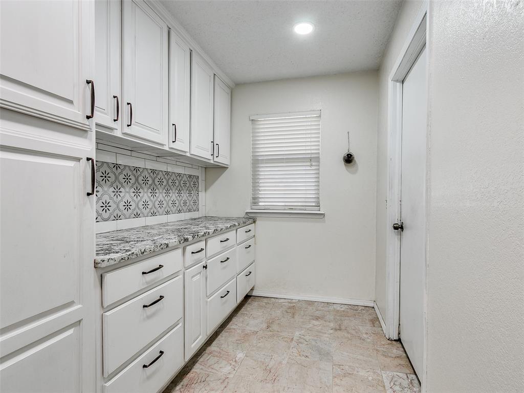 10134 Southridge Drive Property Photo 13