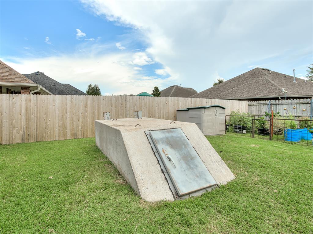 8908 Sw 54th Street Property Photo 37
