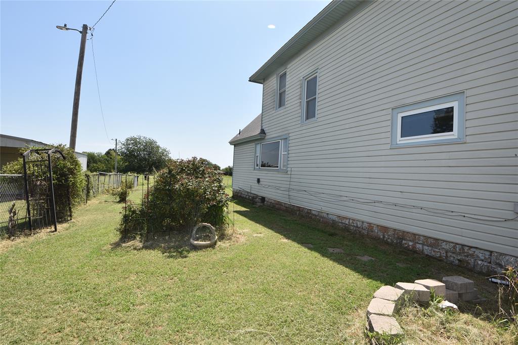 330 S Academy Road Property Photo 6