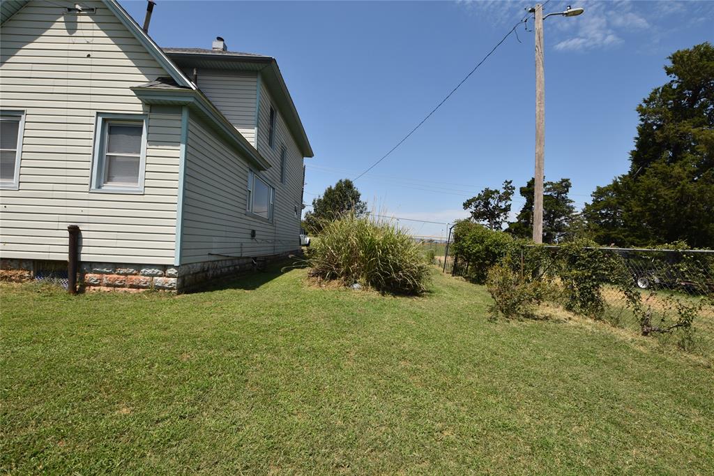 330 S Academy Road Property Photo 9