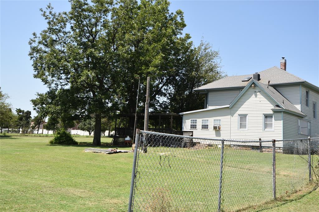 330 S Academy Road Property Photo 15