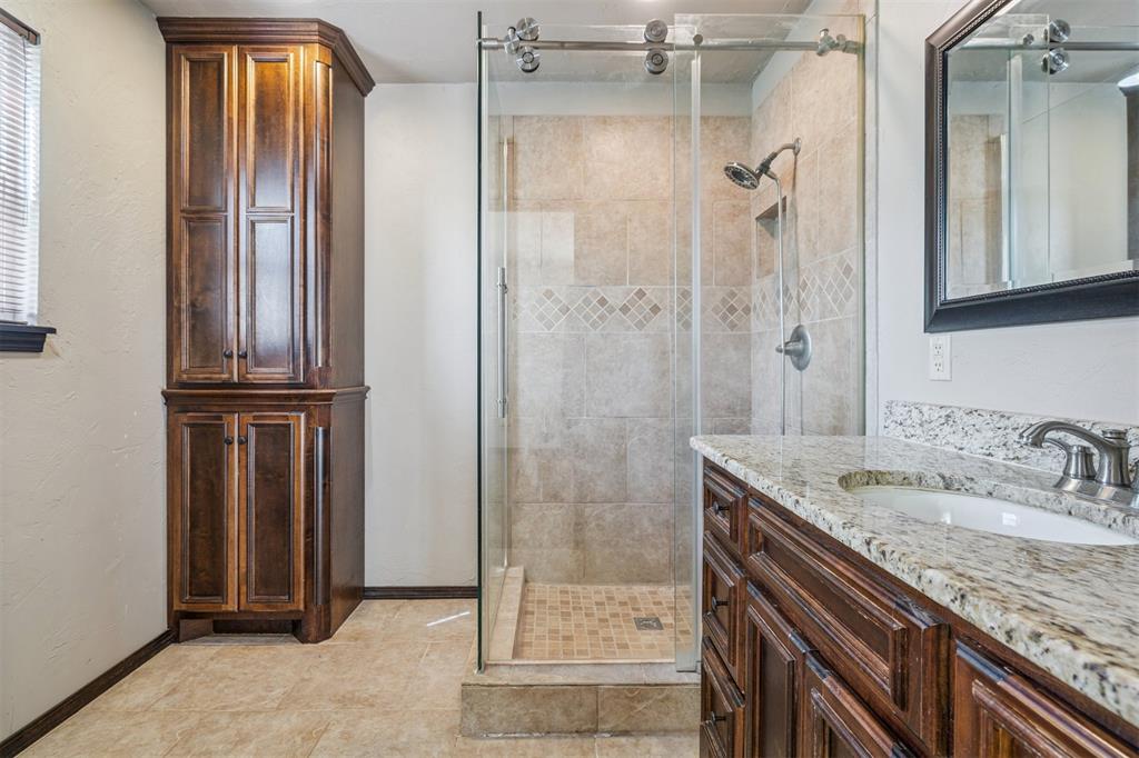 200 N Cedar Mountain Avenue Property Photo 12