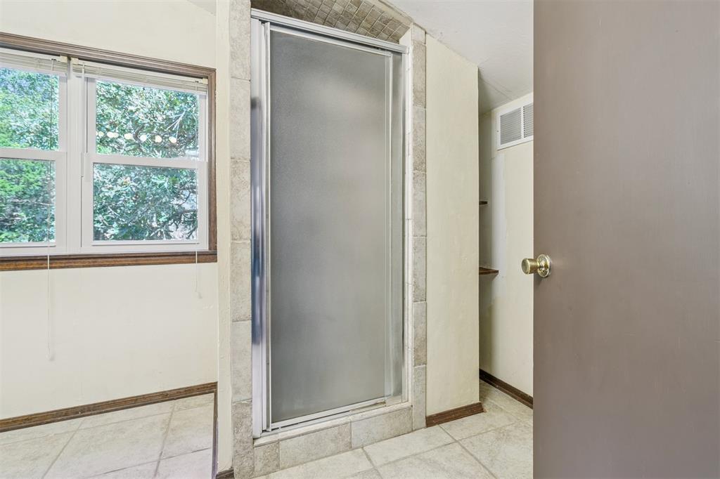 200 N Cedar Mountain Avenue Property Photo 16
