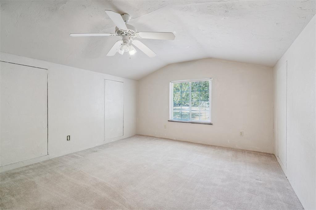 200 N Cedar Mountain Avenue Property Photo 22