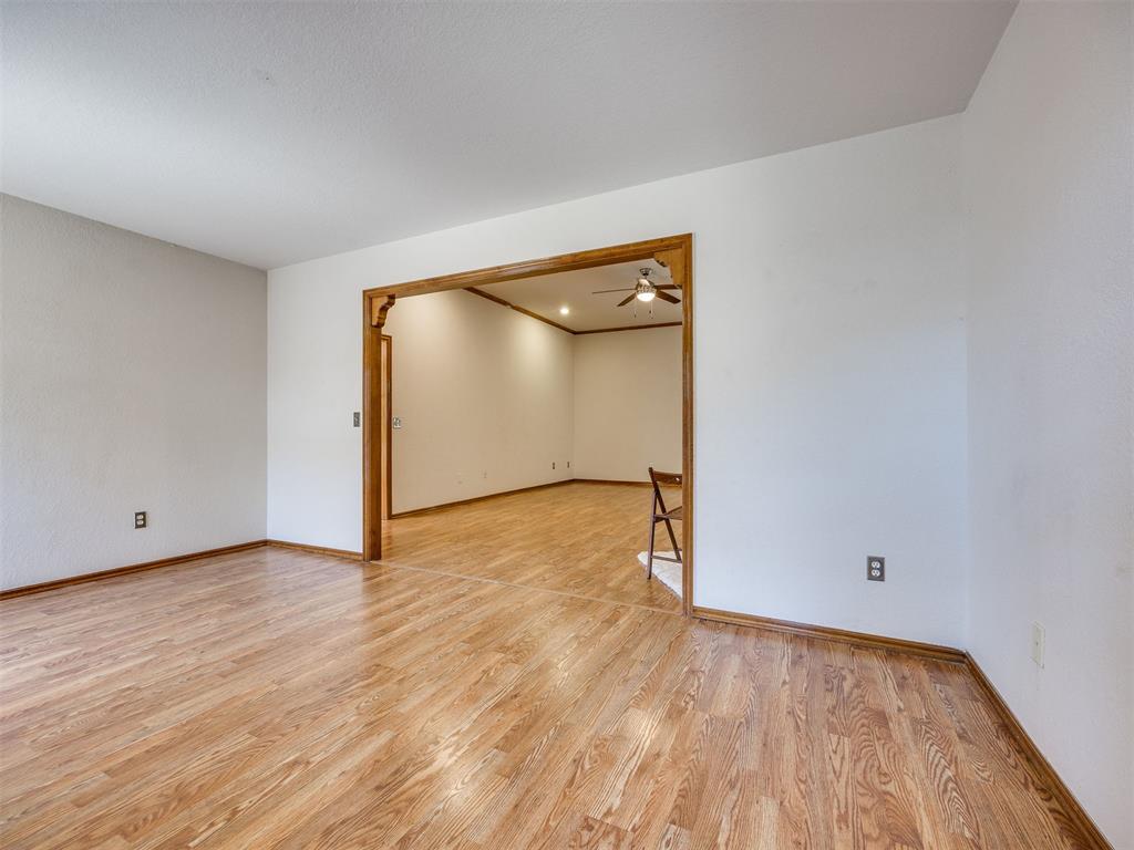 13004 Willow Crest Lane Property Photo 10