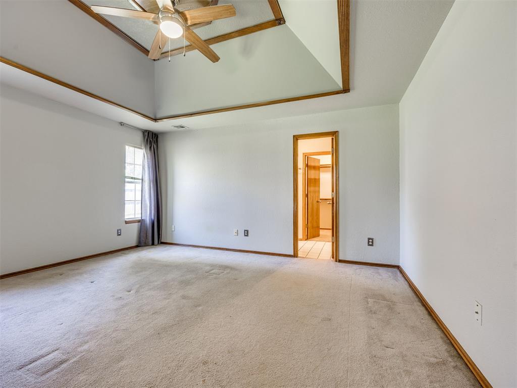 13004 Willow Crest Lane Property Photo 17
