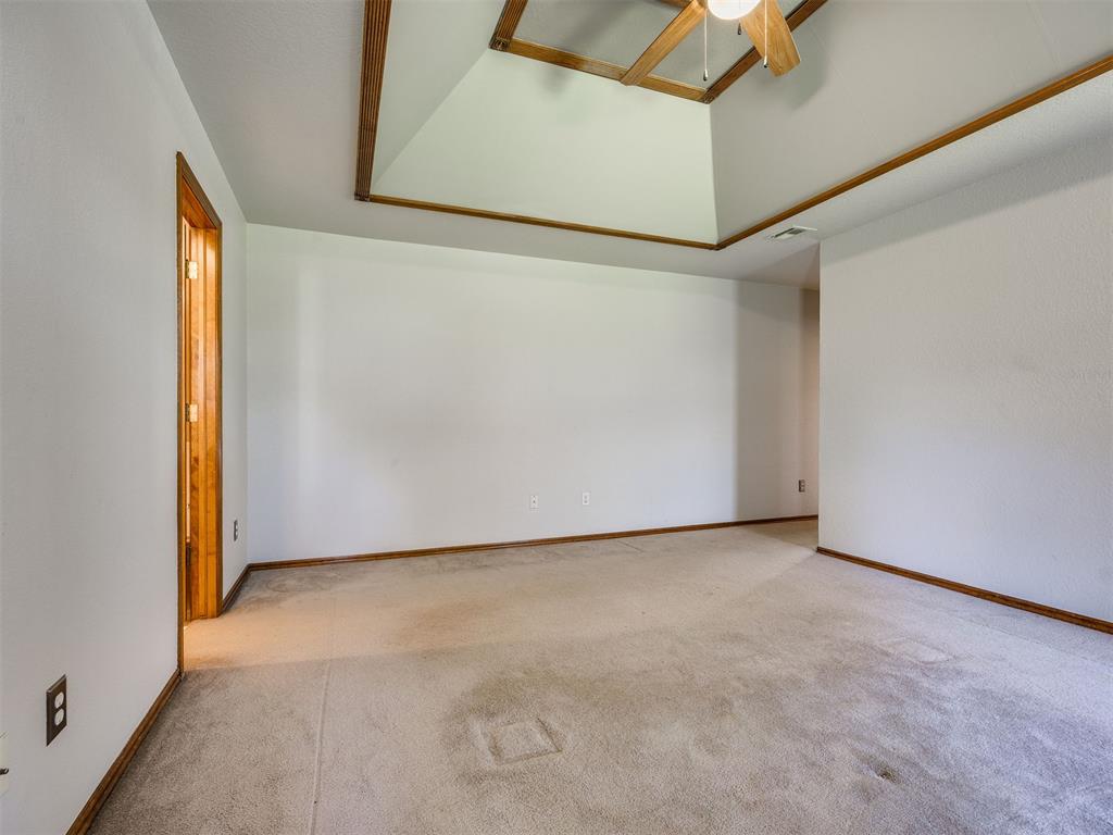 13004 Willow Crest Lane Property Photo 18