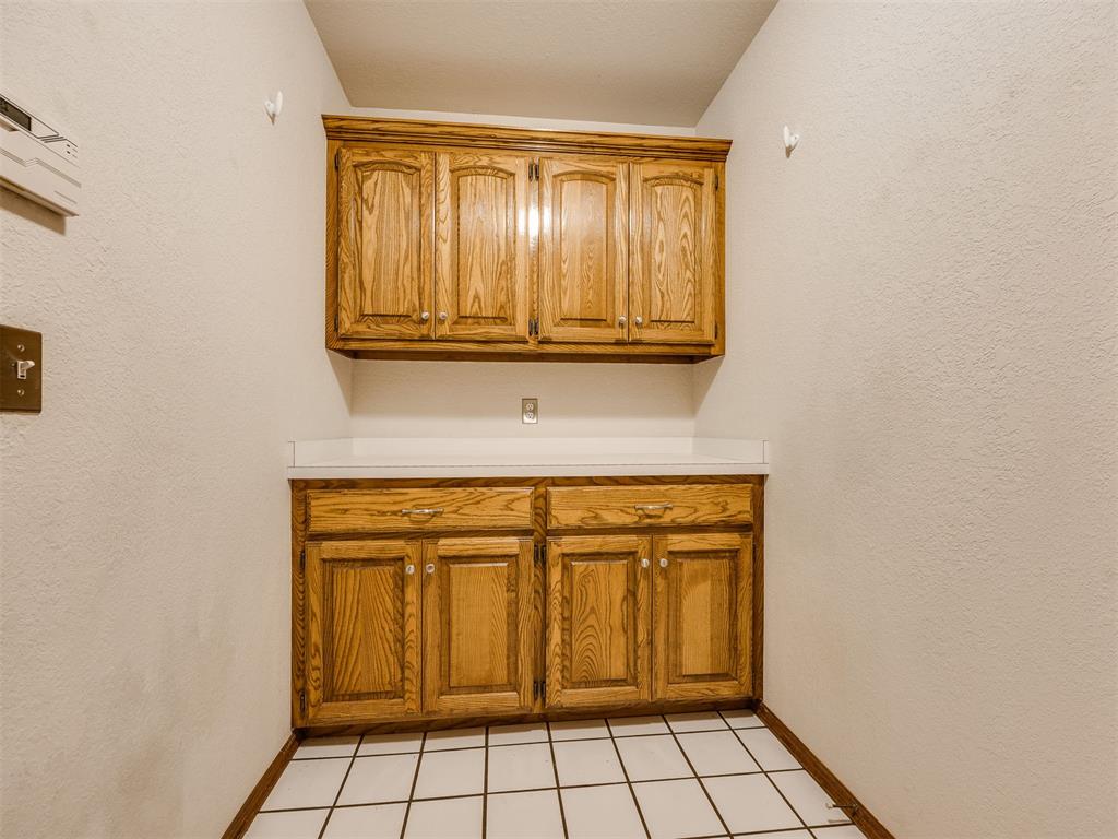 13004 Willow Crest Lane Property Photo 34