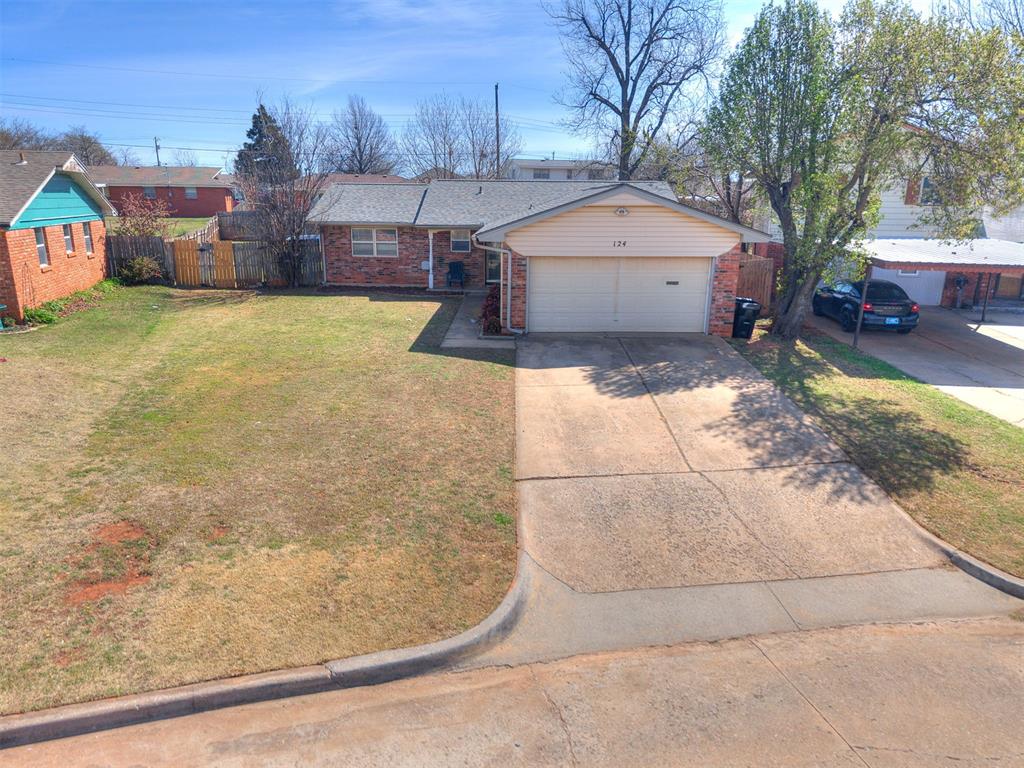 124 Oakside Drive Property Photo 4