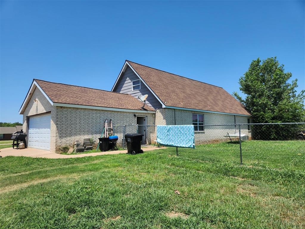 23454 Pony Lane Property Photo 5