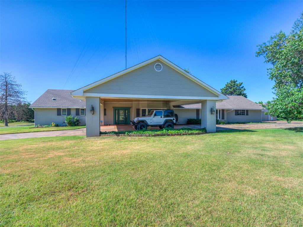 1516 E Britton Road Property Photo 2