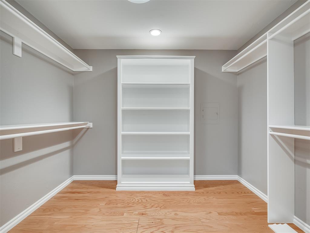 1516 E Britton Road Property Photo 21