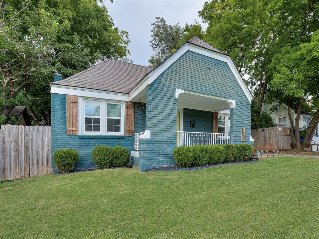 1921 Nw 28th Street Property Photo 3