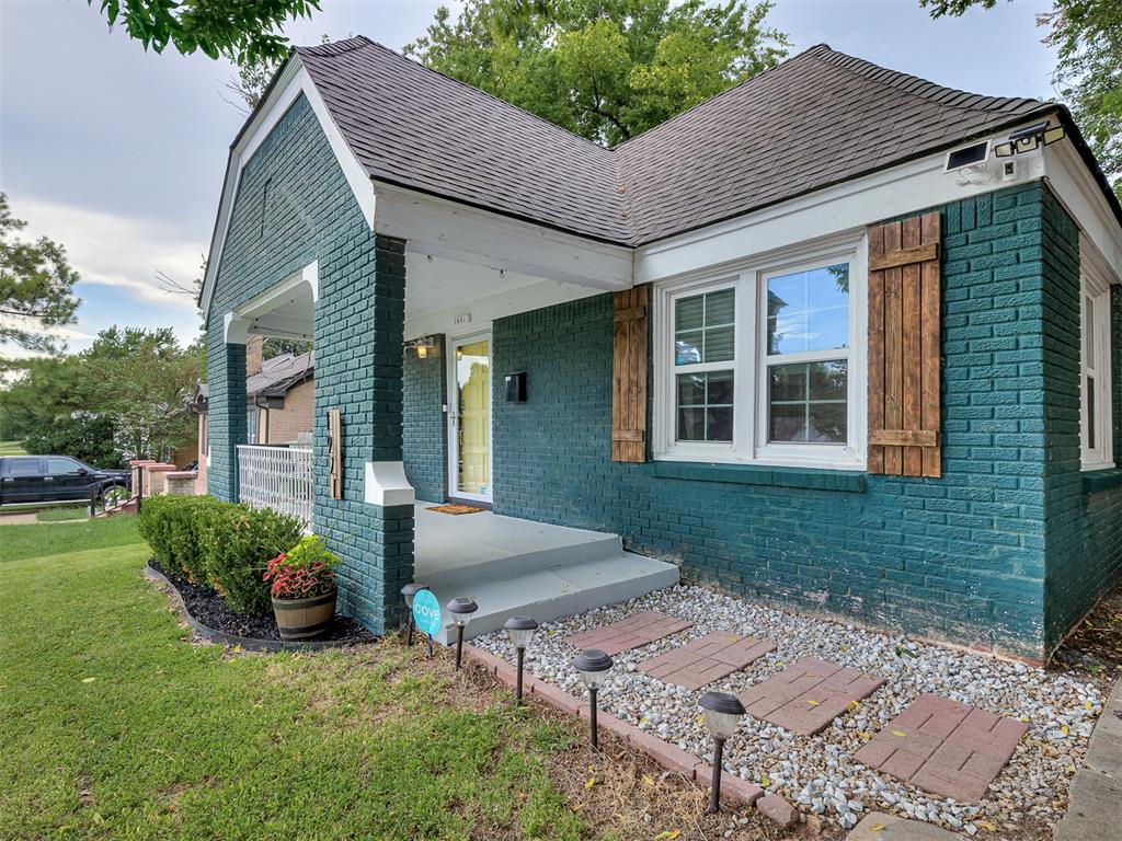 1921 Nw 28th Street Property Photo 4