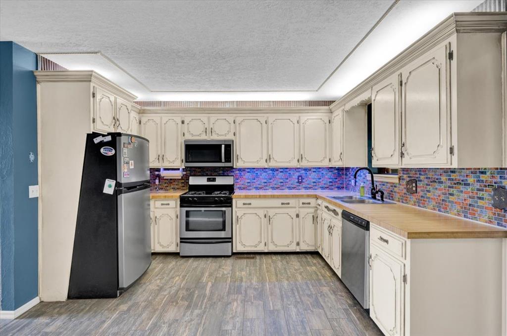 870419 S 3420 Road Property Photo 15