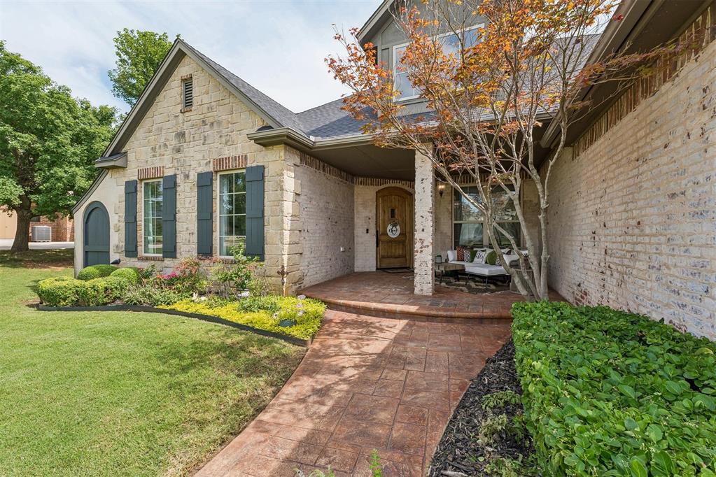 416 Oak Summit Road Property Photo 2