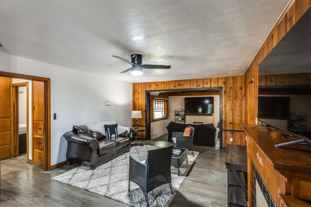 1910 S 13th Street Property Photo 10