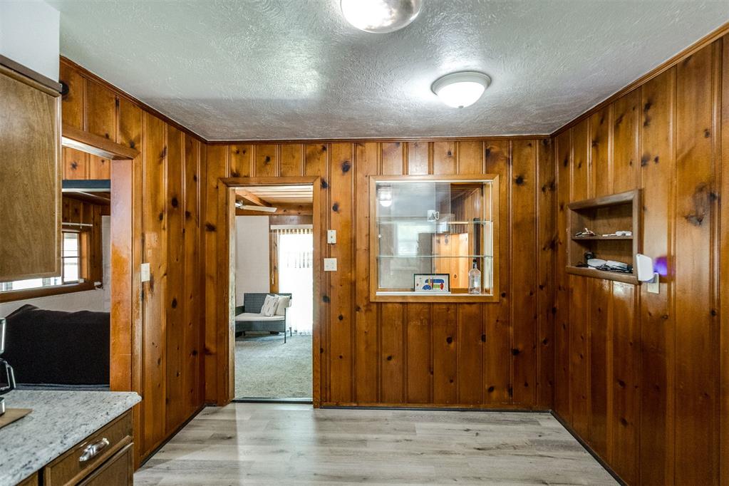 1910 S 13th Street Property Photo 16
