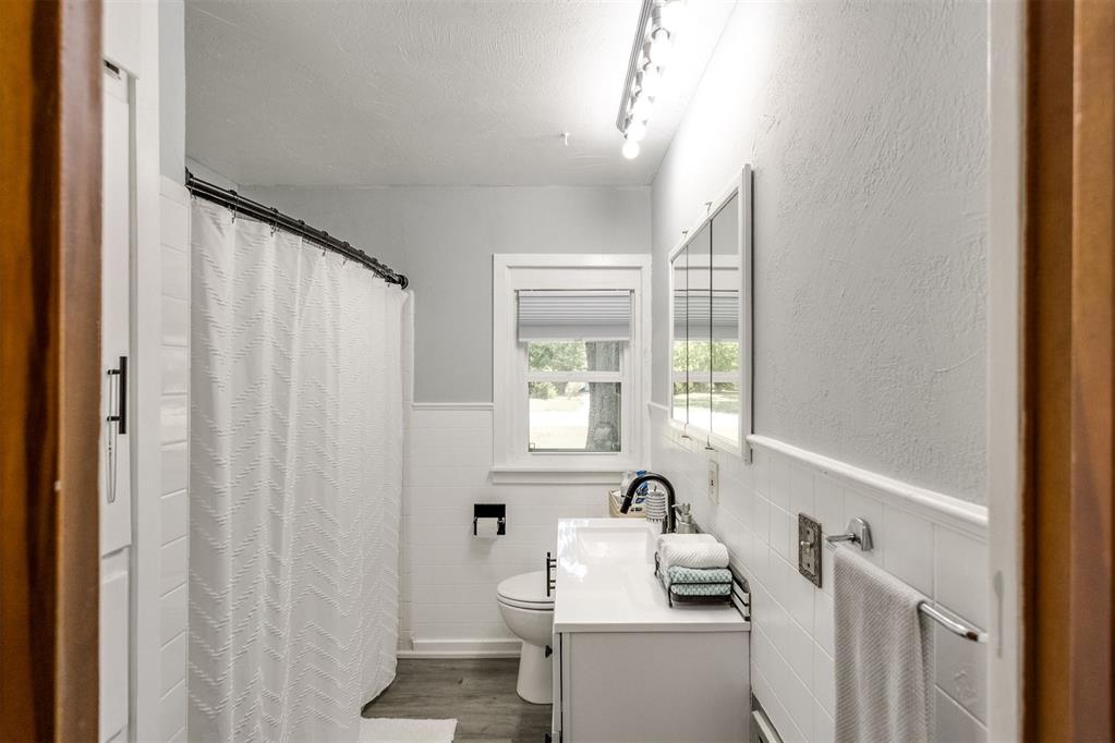 1910 S 13th Street Property Photo 28