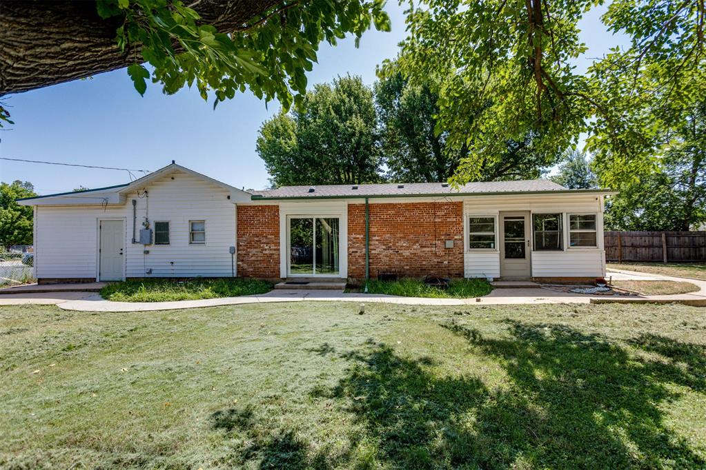 1910 S 13th Street Property Photo 47