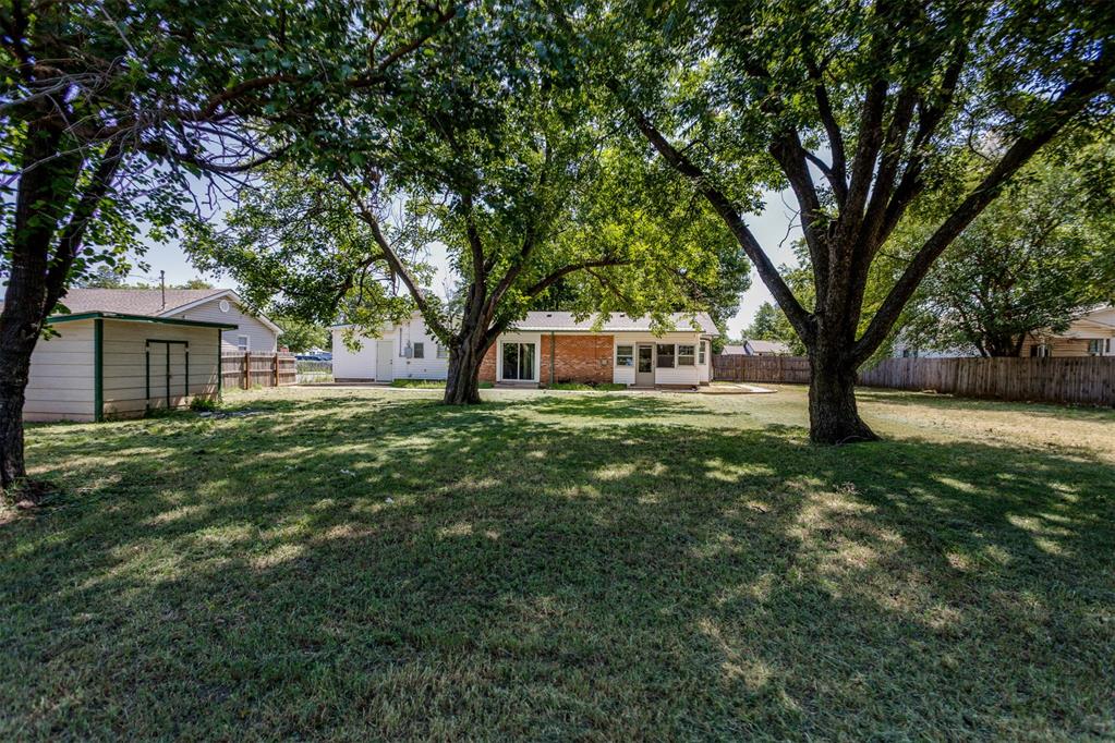 1910 S 13th Street Property Photo 49