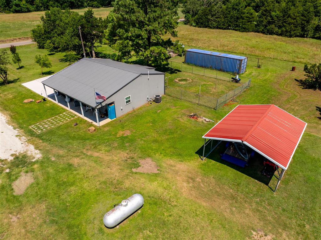 16409 Valley View Road Property Photo 2