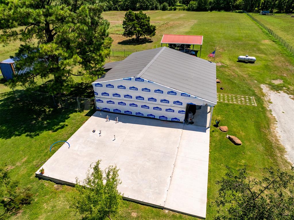 16409 Valley View Road Property Photo 3